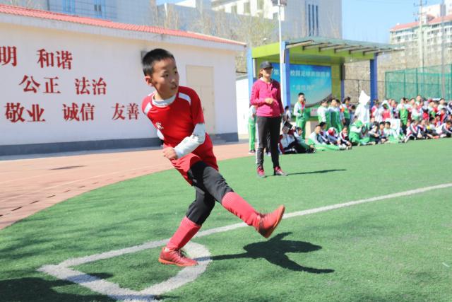 马杜埃凯面临阿森纳出场机会减少，尤文与马竞有意签约